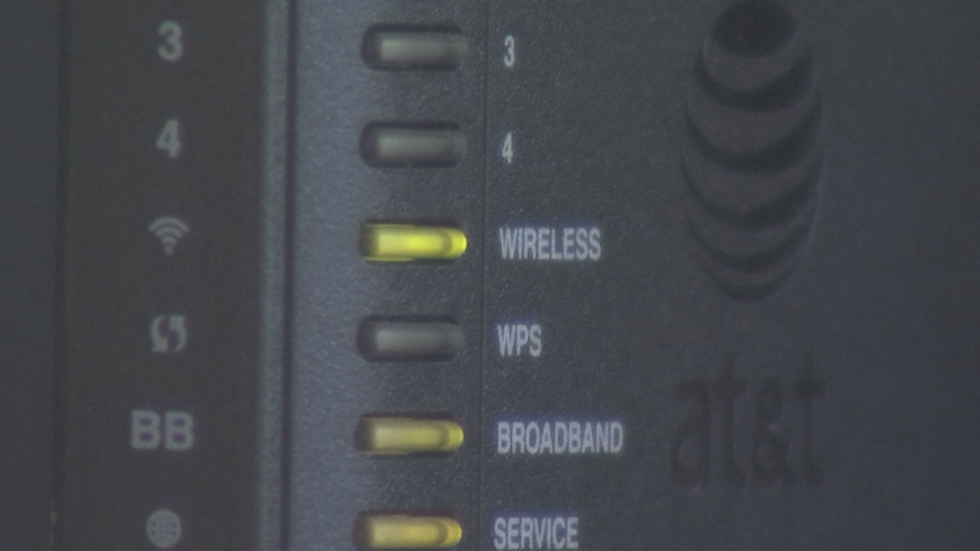 MODEM 1.jpg